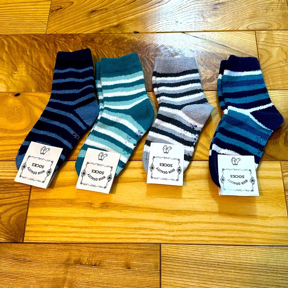 Kids Fuzzy Gripper Socks, Lot of Four Pair, Kids Sz 8-12 Yrs